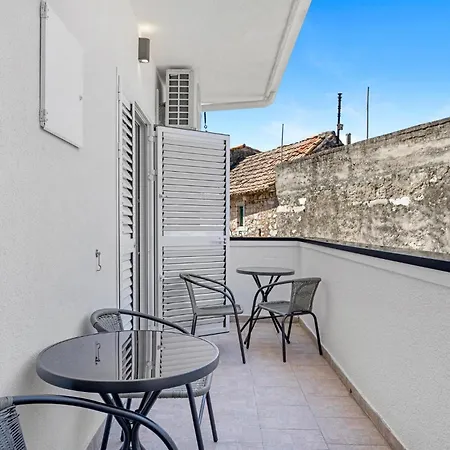 In With House Sea View فوديس