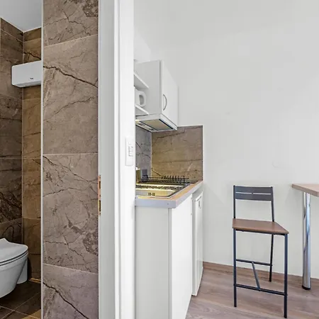 In With Wifi Apartman