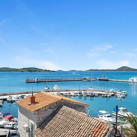 1 Bedroom Stunning In