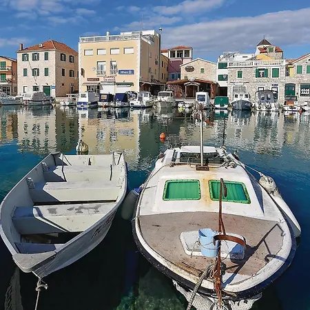 In With Wifi Apartman Vodice